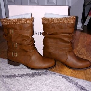 JustFab Women's Sweater boots size 10 Cognac